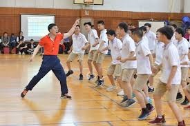 瞬间并非